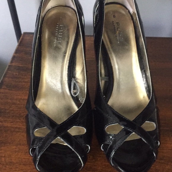 High heel shoes - Picture 3 of 4